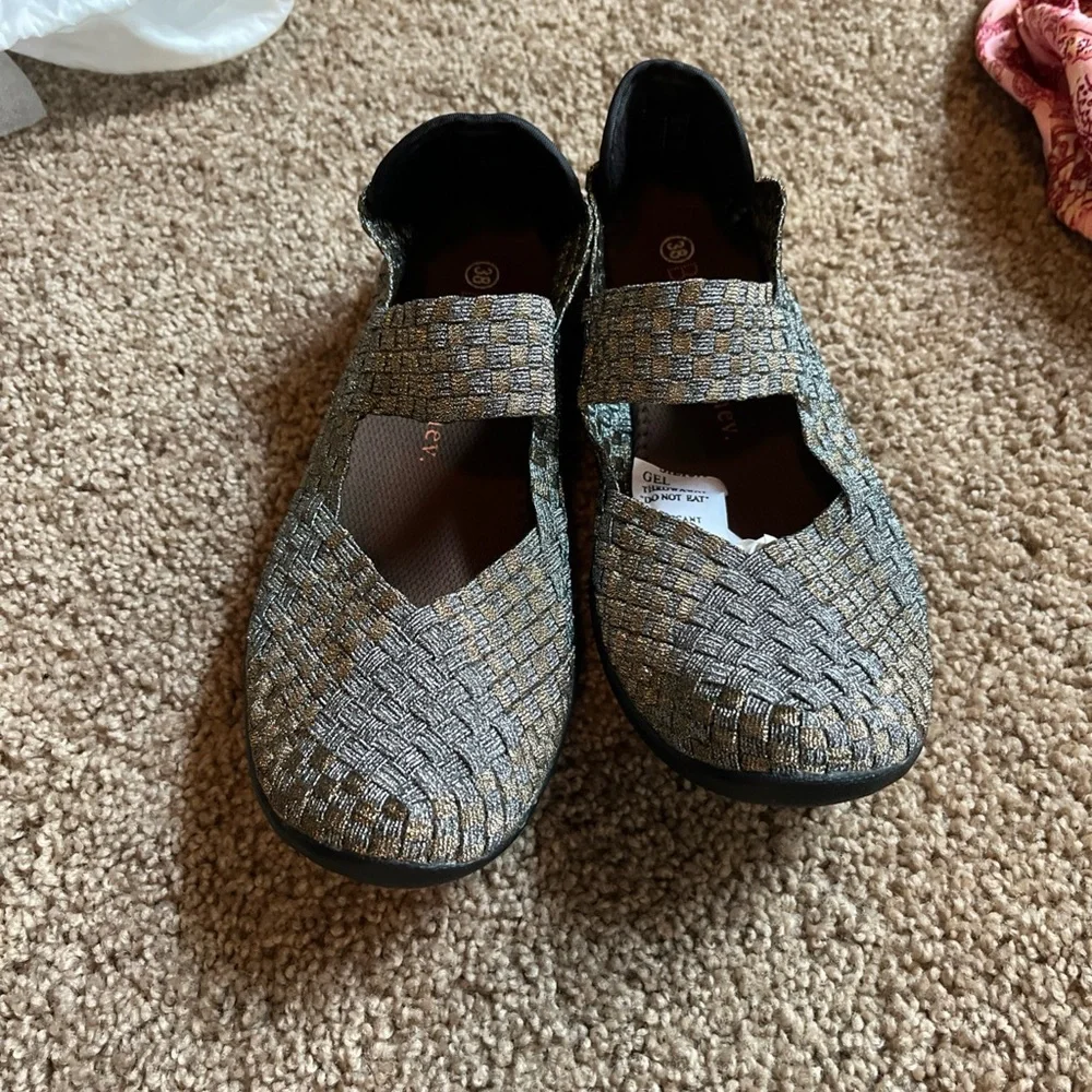 Bernie mev Women's Gray Woven Shoes Mary Jane ballet flats us 7
